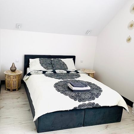 אילאווה Villa Orient מראה חיצוני תמונה