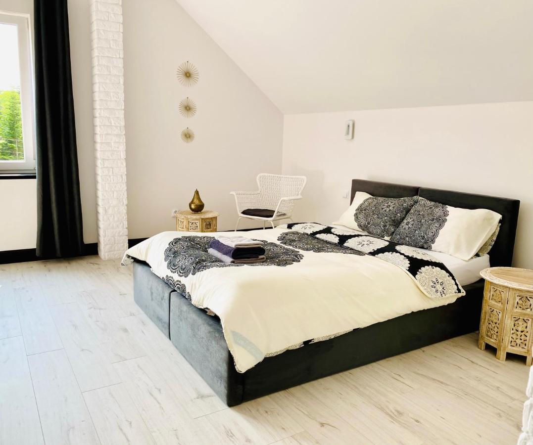 אילאווה Villa Orient מראה חיצוני תמונה